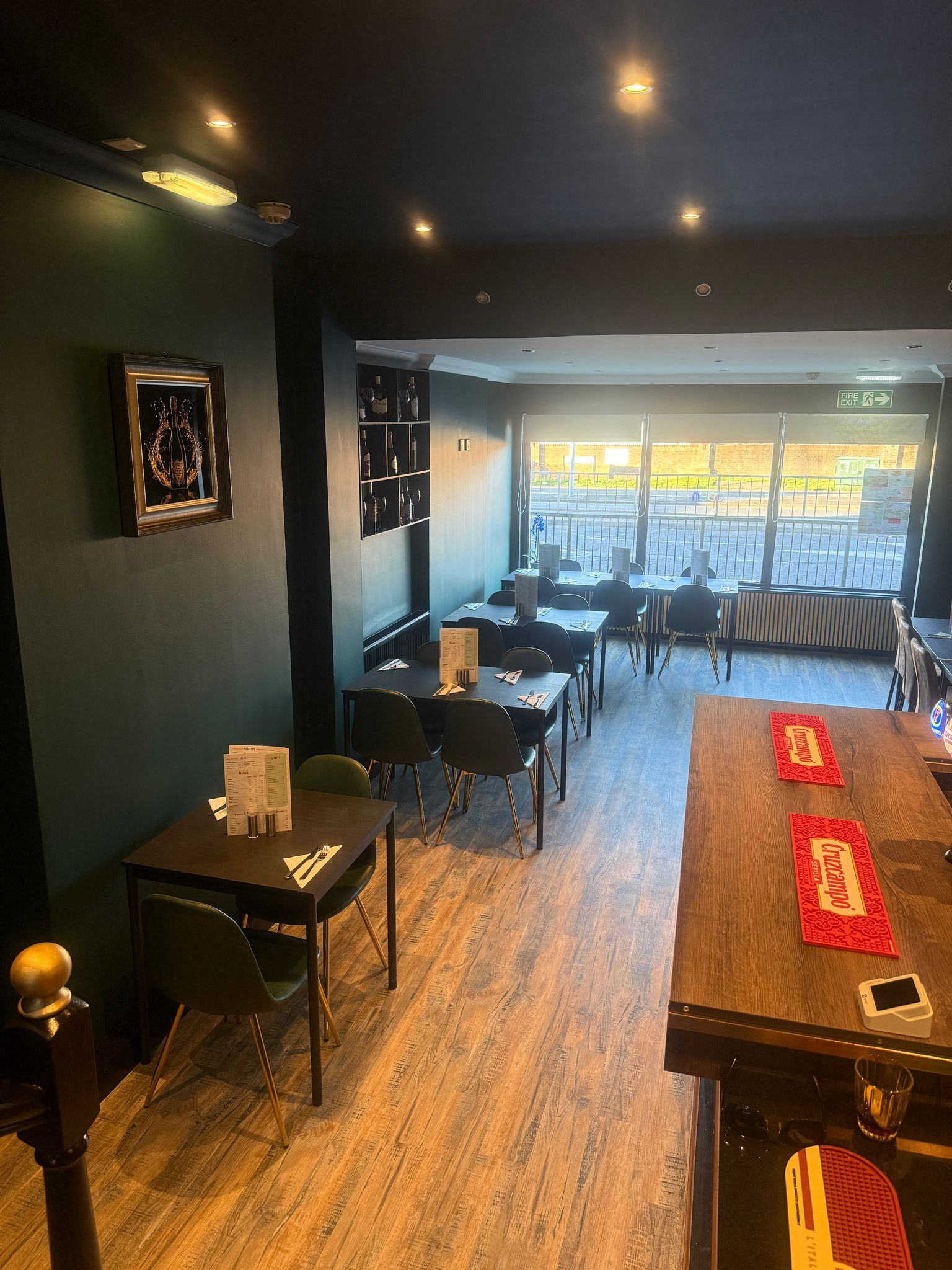J&T Pizza Bar Gillingham
