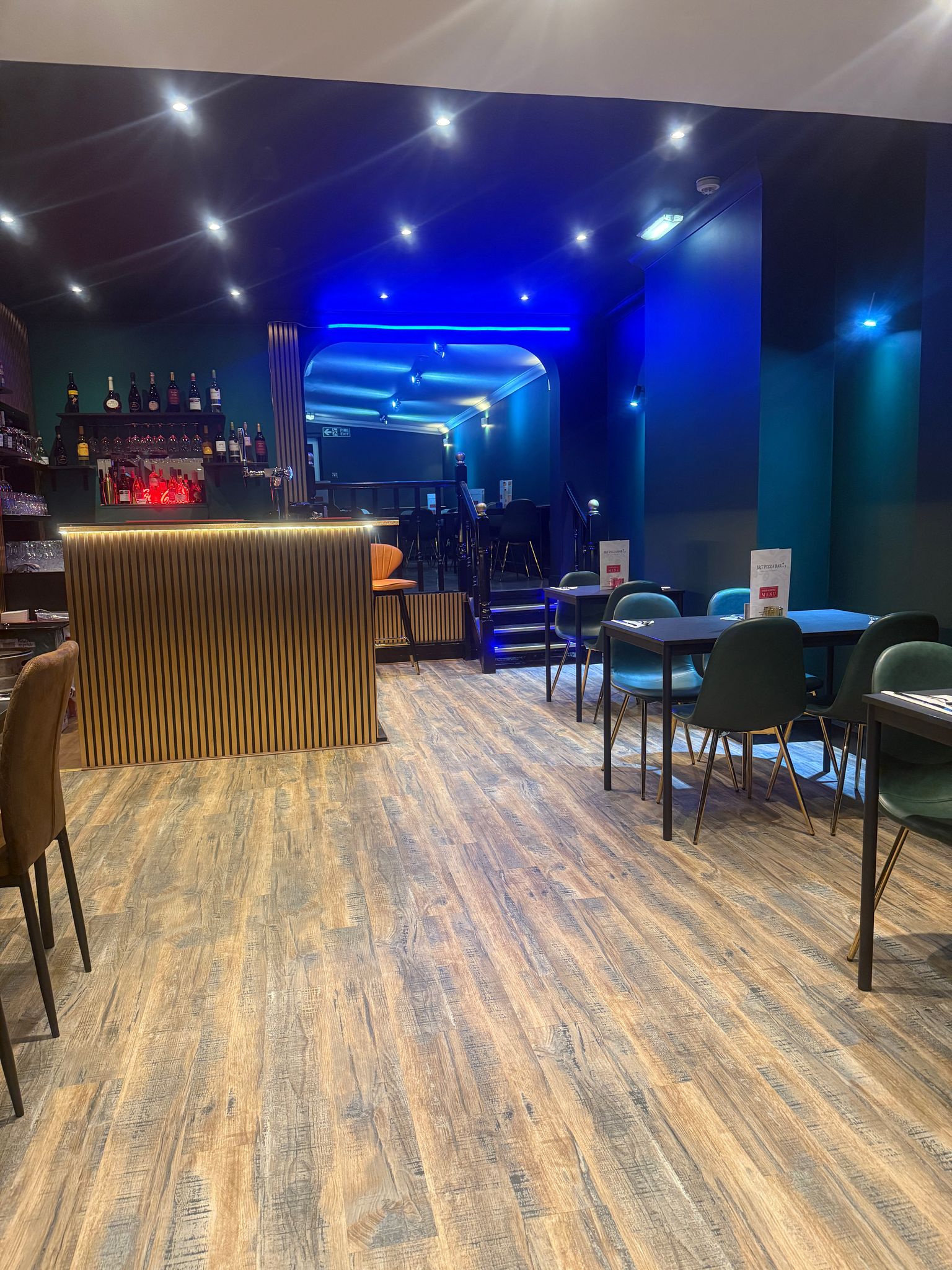 J&T Pizza Bar Gillingham